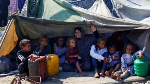 Dire Situation within northern Gaza as Israeli Forces Continue Operations